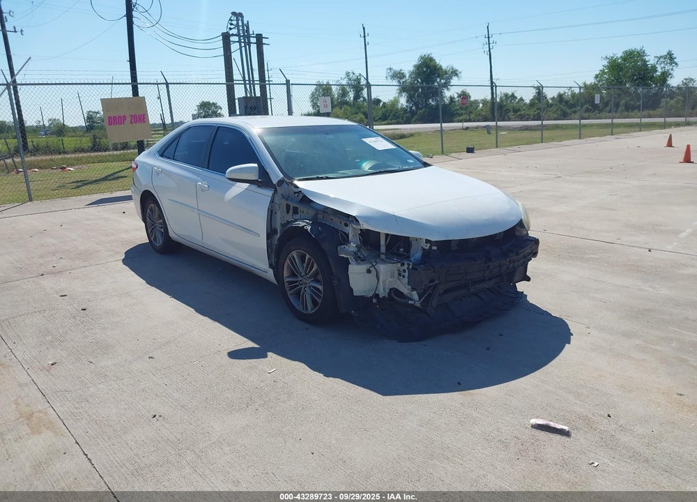 2015 TOYOTA CAMRY SE VIN: 4T1BF1FK3FU478609