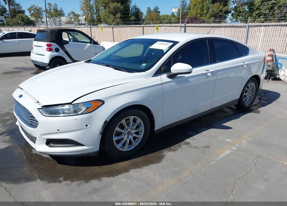 2015 FORD FUSION S VIN: 3FA6P0G72FR213703