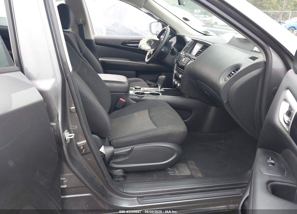 2019 NISSAN PATHFINDER VIN: 5N1DR2MM7KC588833