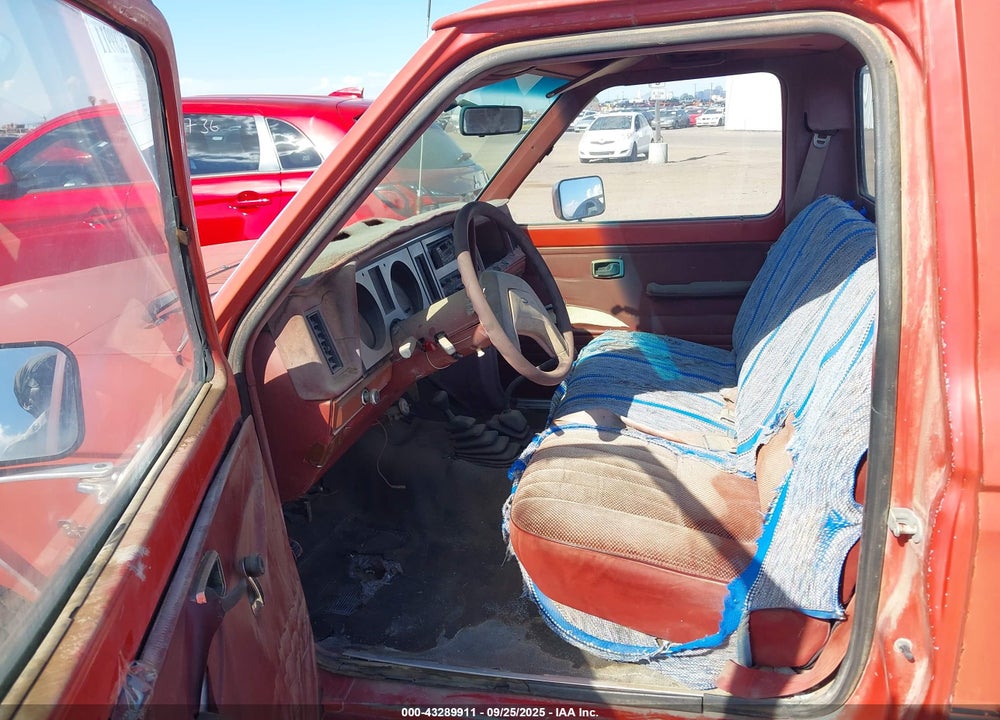 1986 FORD RANGER VIN: 1FTCR11A8GUA04042