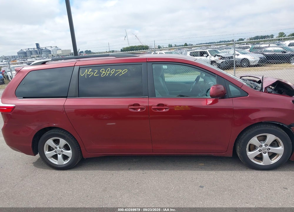 2016 TOYOTA SIENNA LE 8 PASSENGER VIN: 5TDKK3DC9GS728500