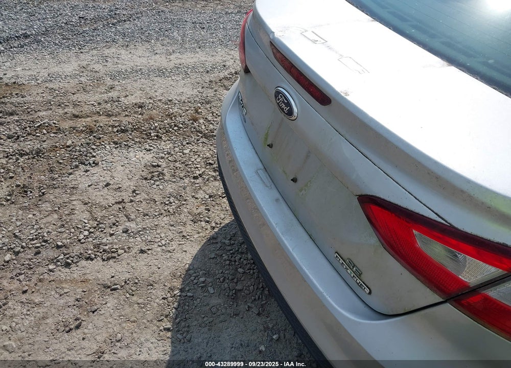 2012 FORD FOCUS SE VIN: 1FAHP3F2XCL443807