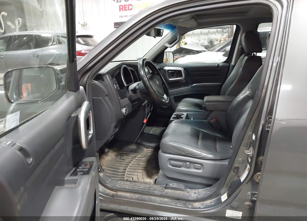 2008 HONDA RIDGELINE RTL VIN: 2HJYK16518H529143