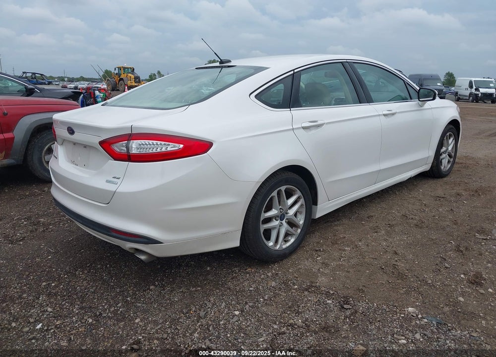 2014 FORD FUSION SE VIN: 3FA6P0HD5ER310493