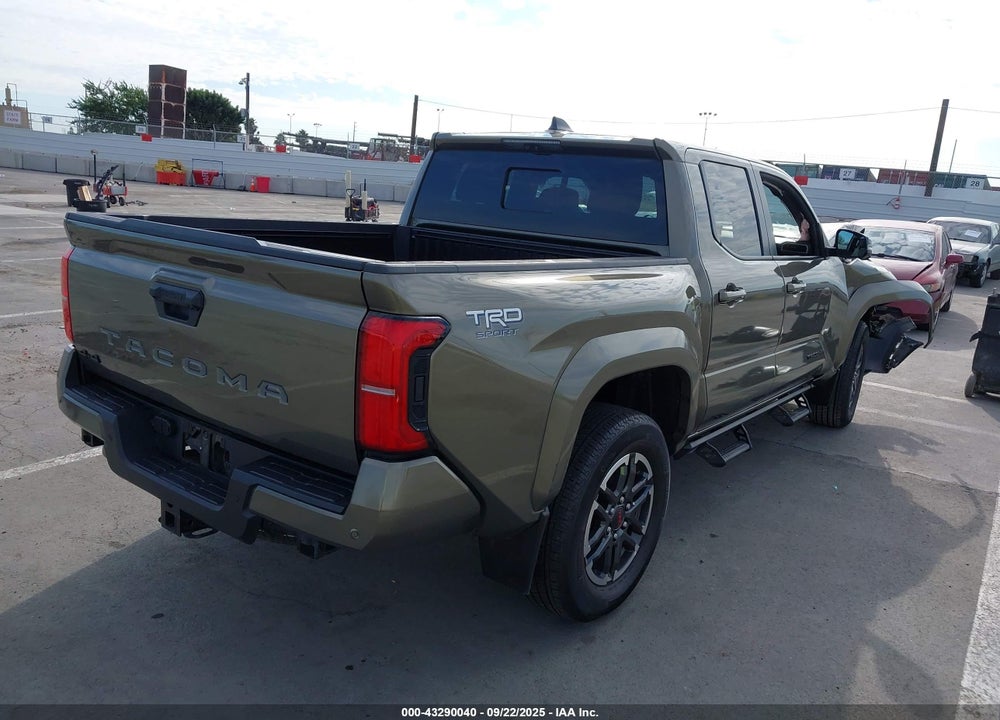 2024 TOYOTA TACOMA VIN: 3TMLB5JN5RM040020
