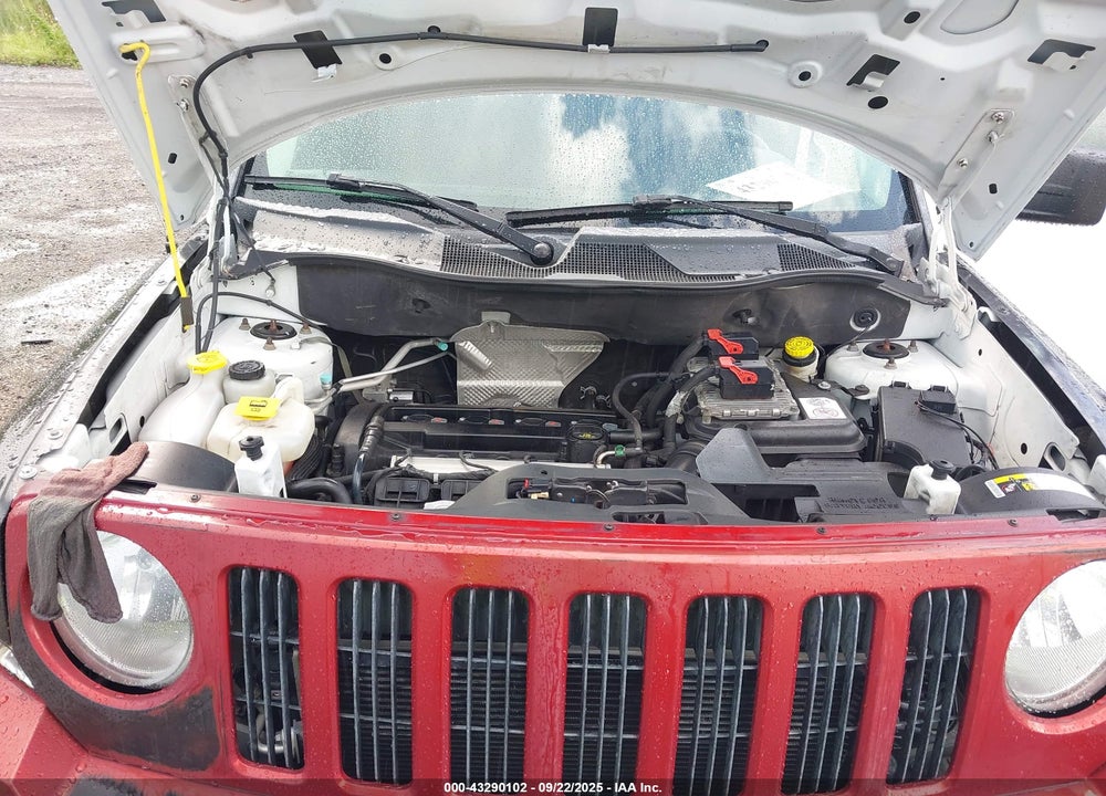 2015 JEEP PATRIOT LATITUDE VIN: 1C4NJRFB5FD357031