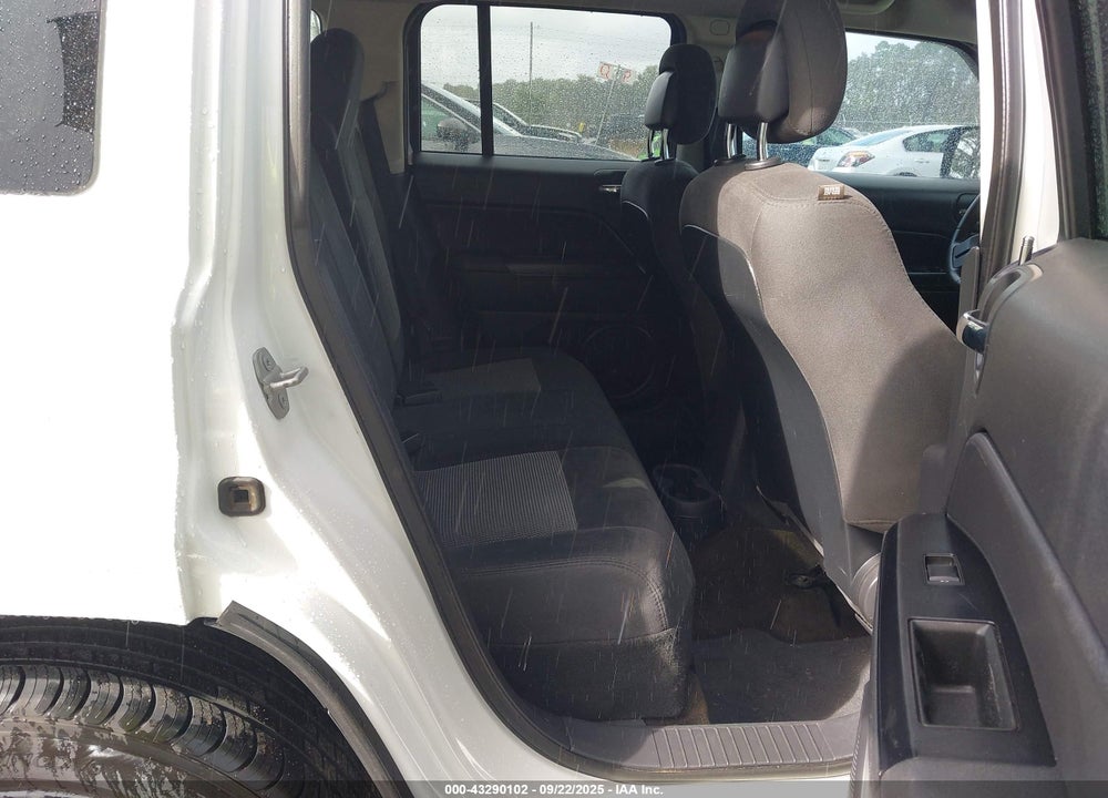 2015 JEEP PATRIOT LATITUDE VIN: 1C4NJRFB5FD357031