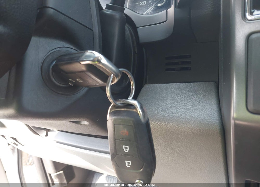 2018 FORD F-150 XLT VIN: 1FTEW1C59JKF31060