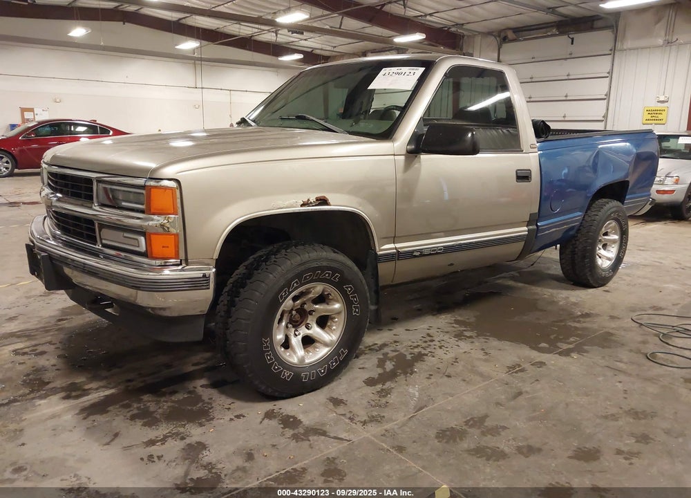 1998 CHEVROLET K1500 FLEETSIDE VIN: 1GCEK14R5WZ172060
