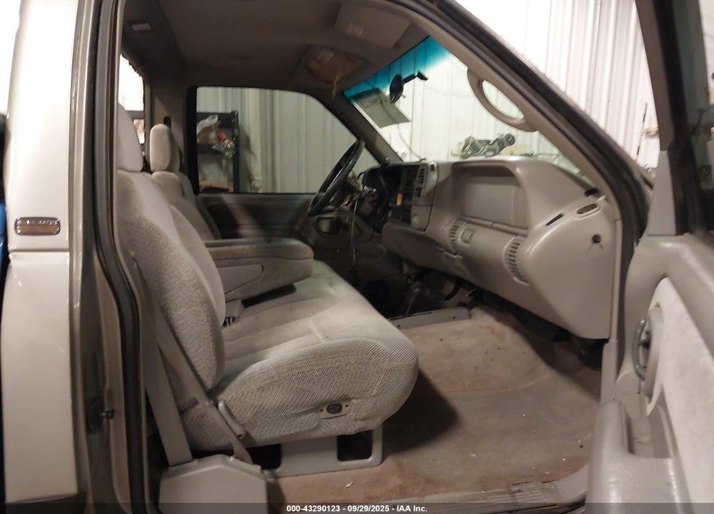 1998 CHEVROLET K1500 FLEETSIDE VIN: 1GCEK14R5WZ172060