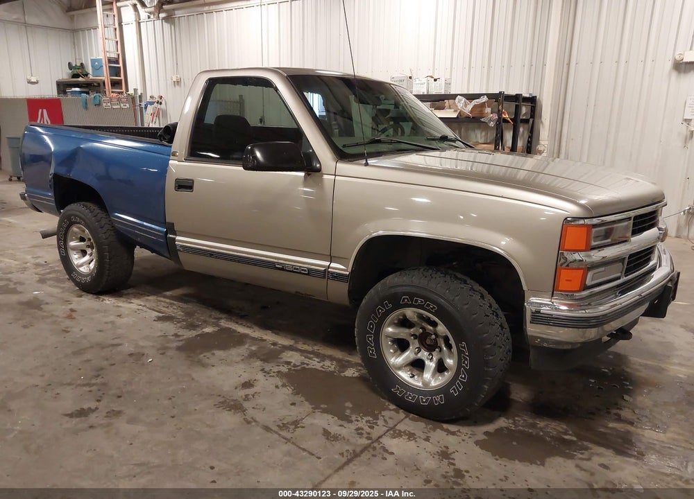 1998 CHEVROLET K1500 FLEETSIDE VIN: 1GCEK14R5WZ172060