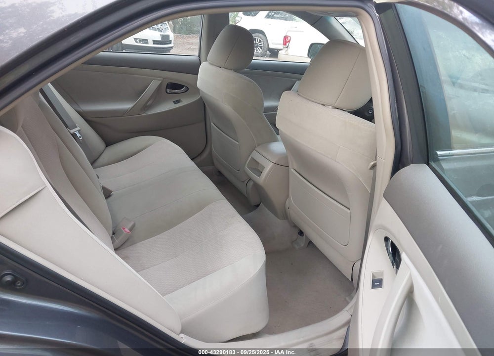 2011 TOYOTA CAMRY VIN: 4T1BF3EK7BU207690