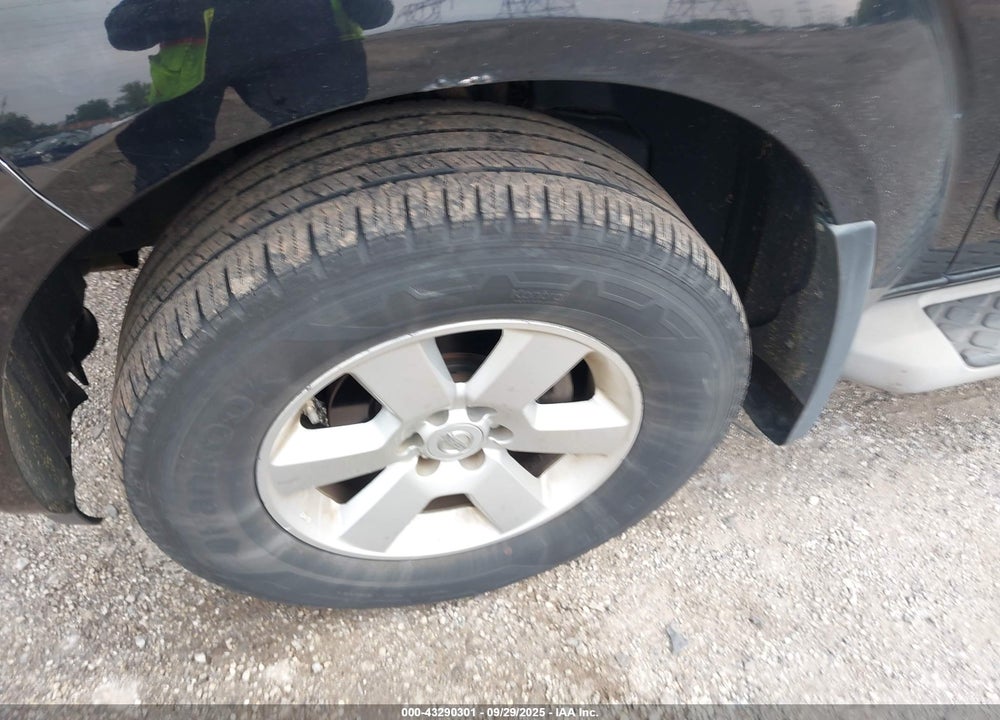 2011 NISSAN PATHFINDER SV VIN: 5N1AR1NB5BC631334
