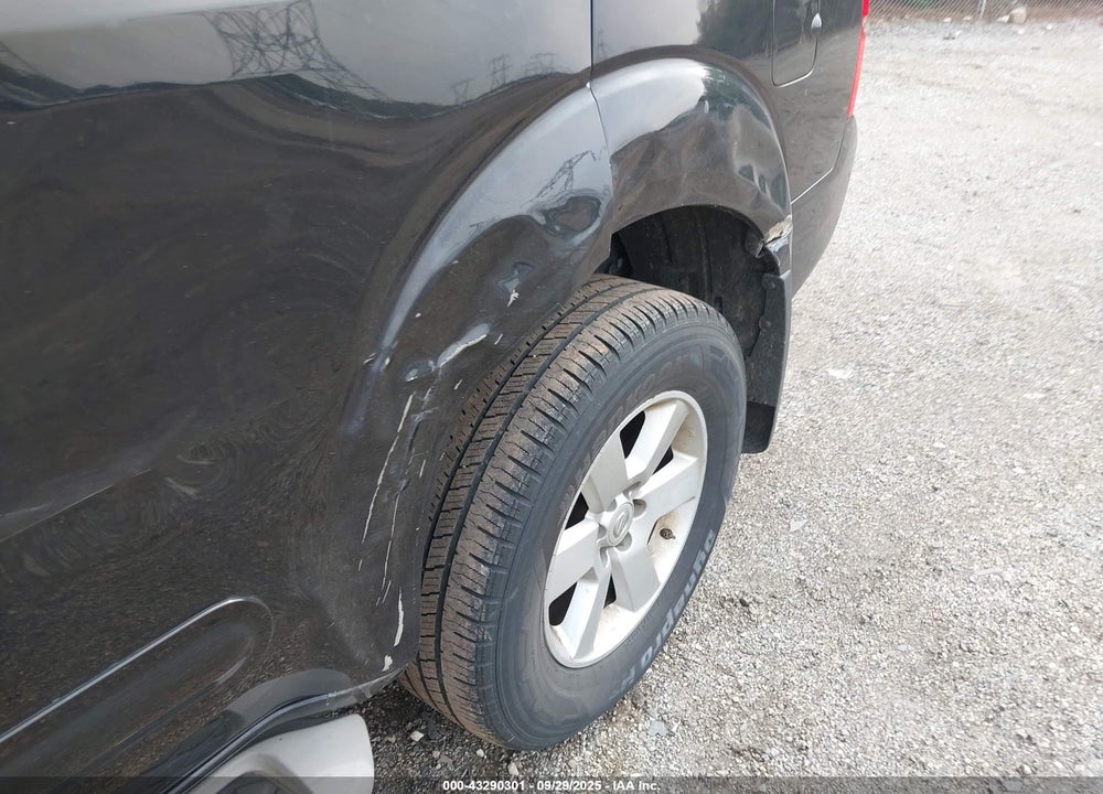 2011 NISSAN PATHFINDER SV VIN: 5N1AR1NB5BC631334