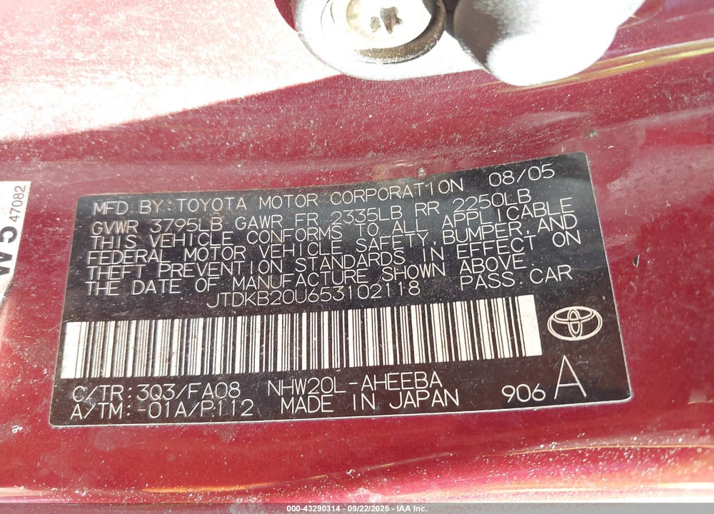 2005 TOYOTA PRIUS VIN: JTDKB20U653102118