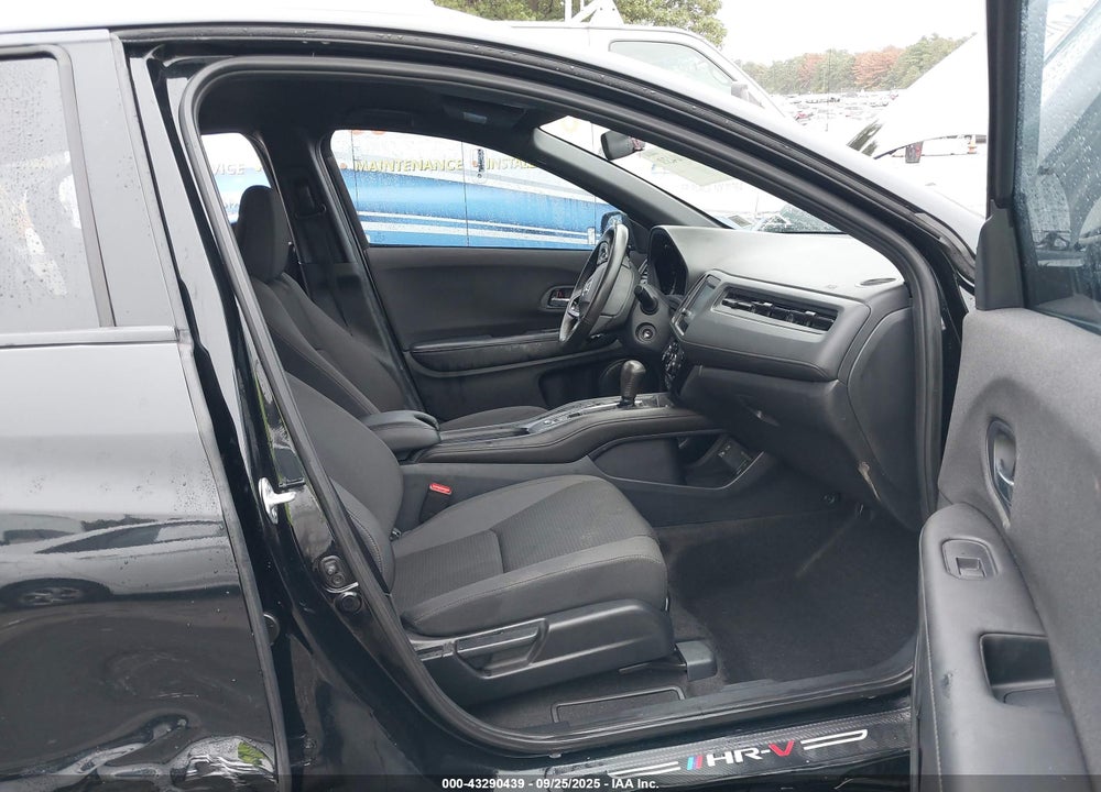 2021 HONDA HR-V VIN: 3CZRU6H13MM715489