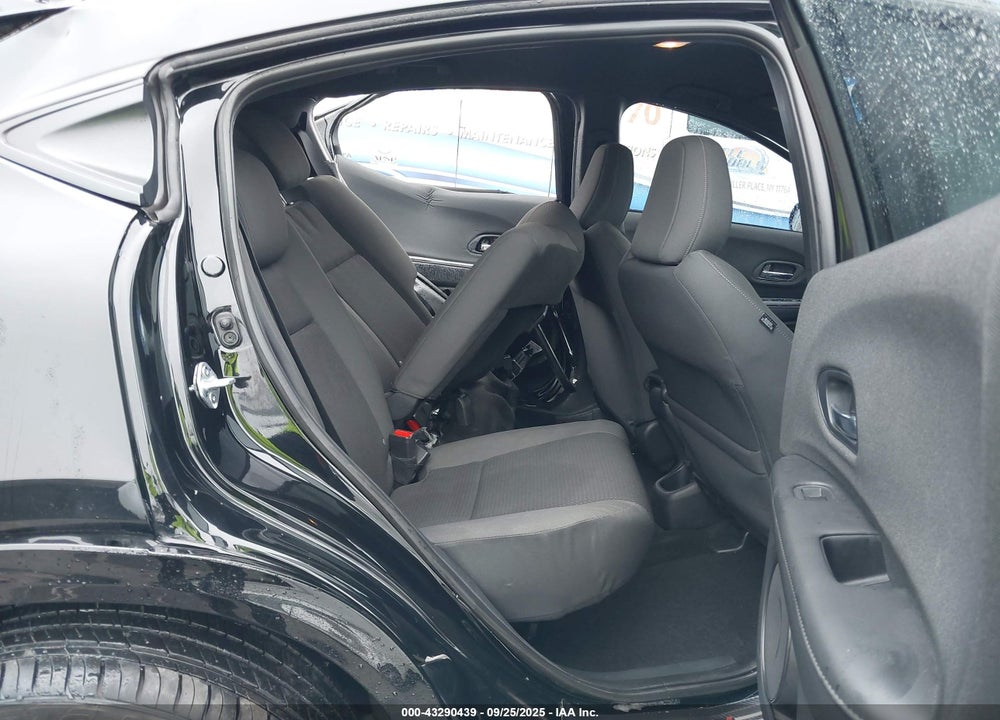 2021 HONDA HR-V VIN: 3CZRU6H13MM715489