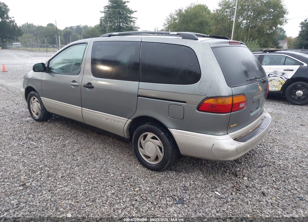 1999 TOYOTA SIENNA XLE VIN: 4T3ZF13C5XU143470