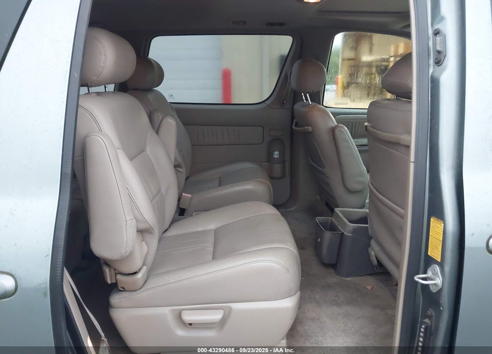 1999 TOYOTA SIENNA XLE VIN: 4T3ZF13C5XU143470