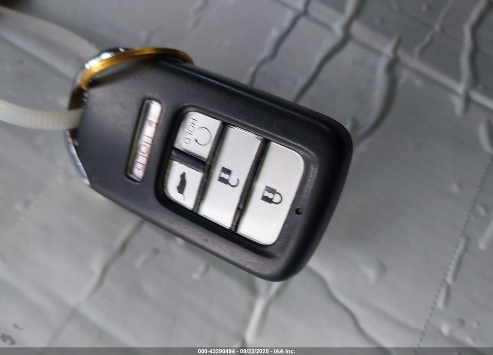 2019 HONDA CIVIC EX VIN: SHHFK7H69KU402852