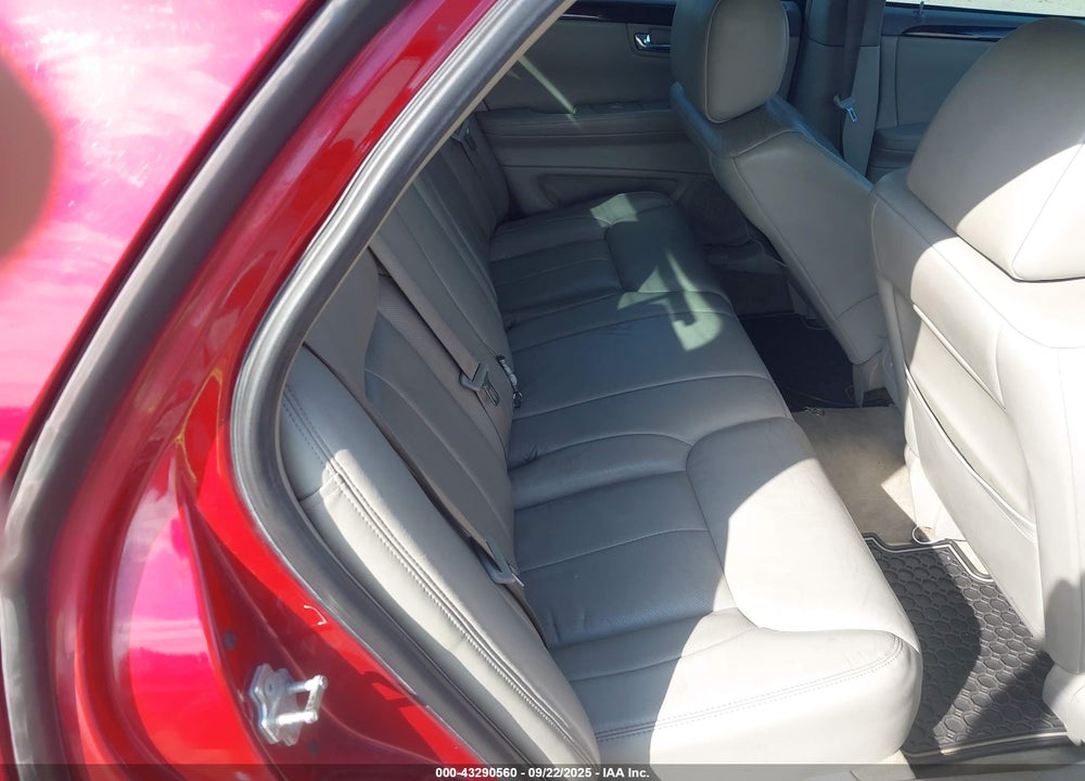 2008 CADILLAC DTS 1SD VIN: 1G6KD57Y68U170988