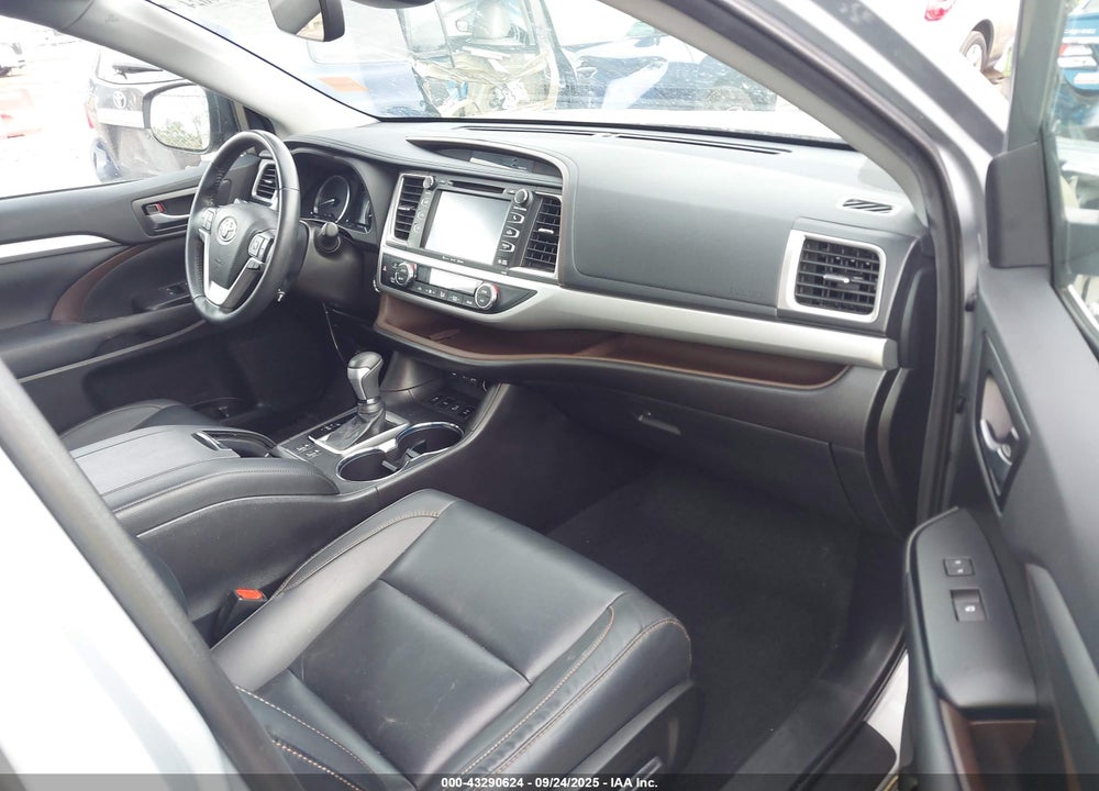 2019 TOYOTA HIGHLANDER VIN: 5TDJZRFH8KS580335