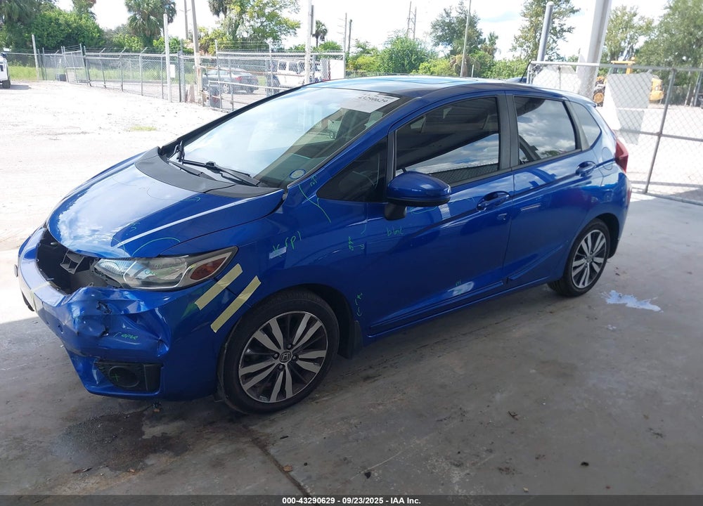 2015 HONDA FIT VIN: 3HGGK5H8XFM730148