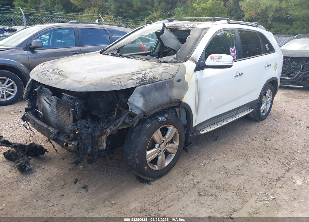 2012 KIA SORENTO VIN: 5XYKU4A67CG252012