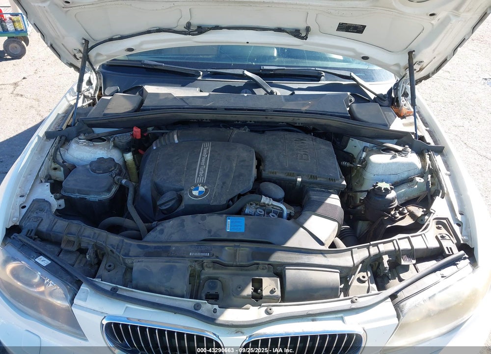 2011 BMW 135I VIN: WBAUN7C55BVM25204