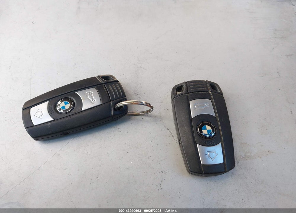 2011 BMW 135I VIN: WBAUN7C55BVM25204