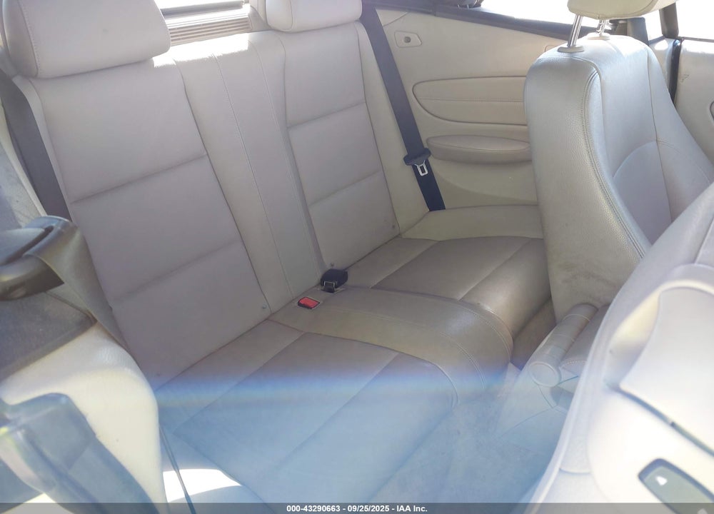 2011 BMW 135I VIN: WBAUN7C55BVM25204