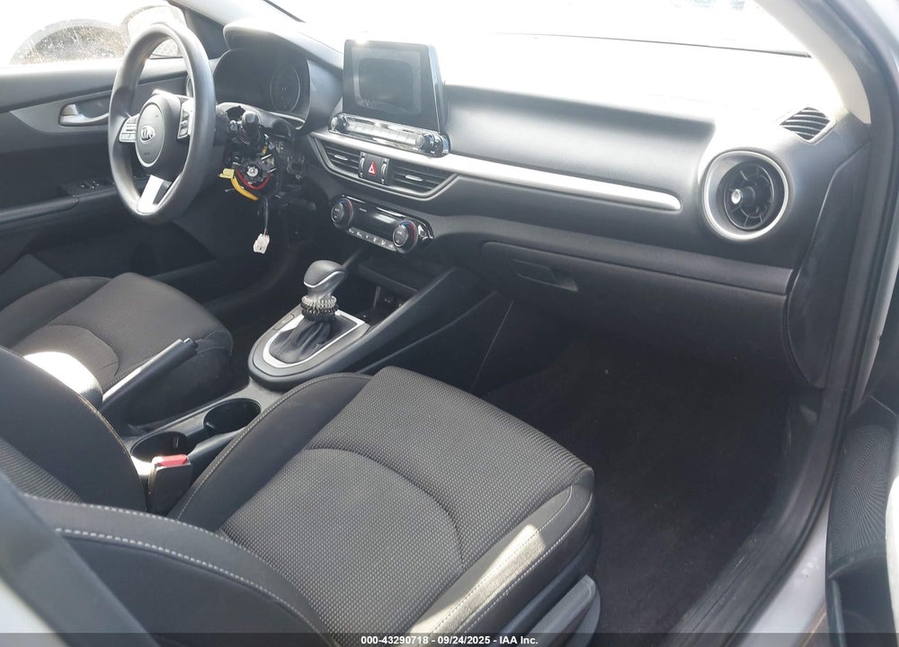2019 KIA FORTE VIN: 3KPF24AD9KE015961