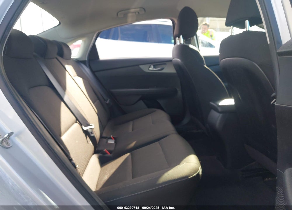 2019 KIA FORTE VIN: 3KPF24AD9KE015961