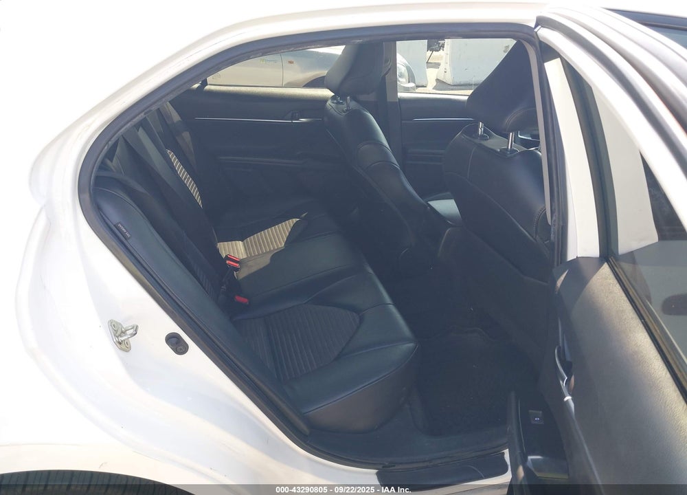 2020 TOYOTA CAMRY VIN: 4T1G11AK7LU323925
