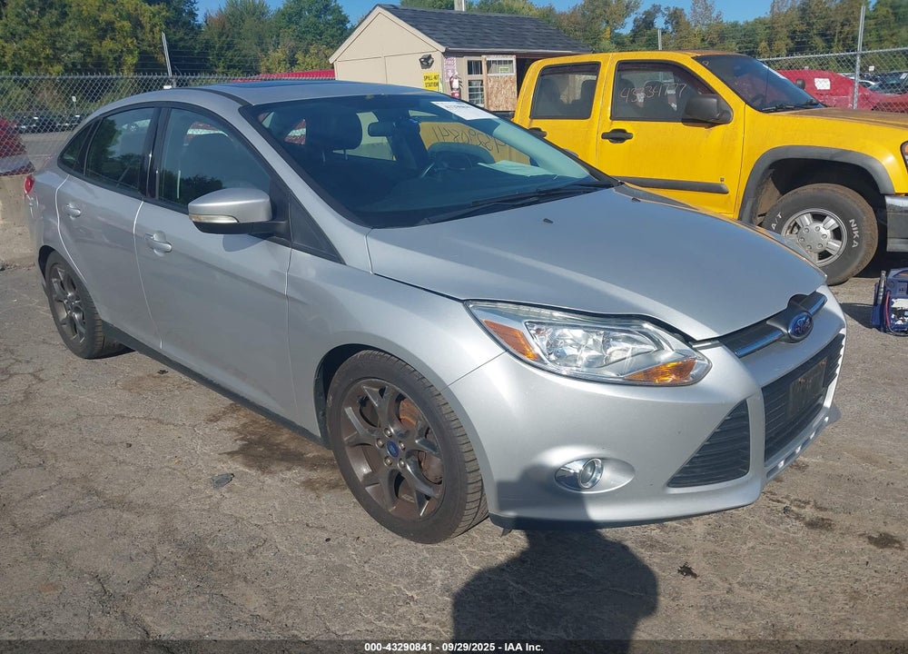 2014 FORD FOCUS SE VIN: 1FADP3F22EL178883