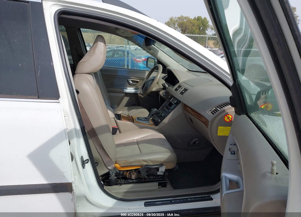 2005 VOLVO XC90 2.5T VIN: YV1CN592651139545
