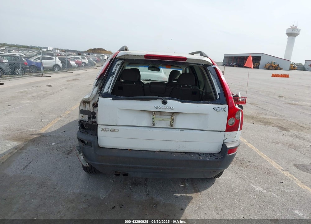 2005 VOLVO XC90 2.5T VIN: YV1CN592651139545