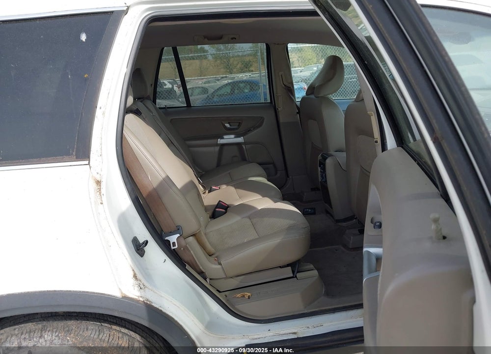 2005 VOLVO XC90 2.5T VIN: YV1CN592651139545