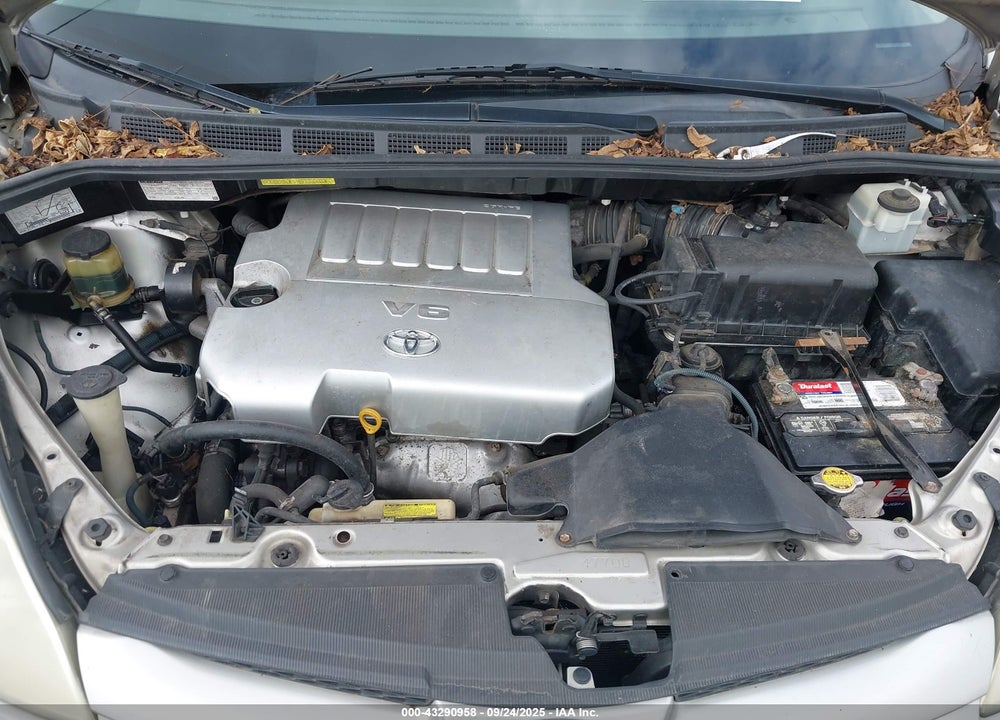 2010 TOYOTA SIENNA XLE VIN: 5TDYK4CC1AS300736