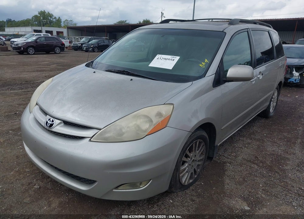 2010 TOYOTA SIENNA XLE VIN: 5TDYK4CC1AS300736