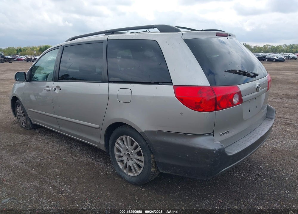 2010 TOYOTA SIENNA XLE VIN: 5TDYK4CC1AS300736