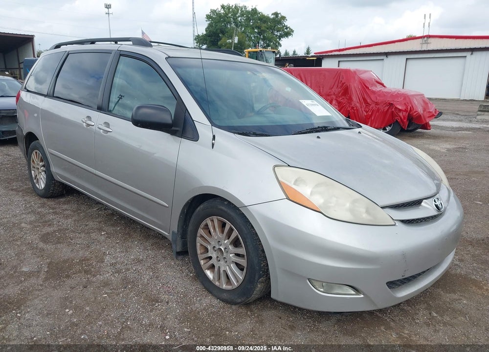 2010 TOYOTA SIENNA XLE VIN: 5TDYK4CC1AS300736