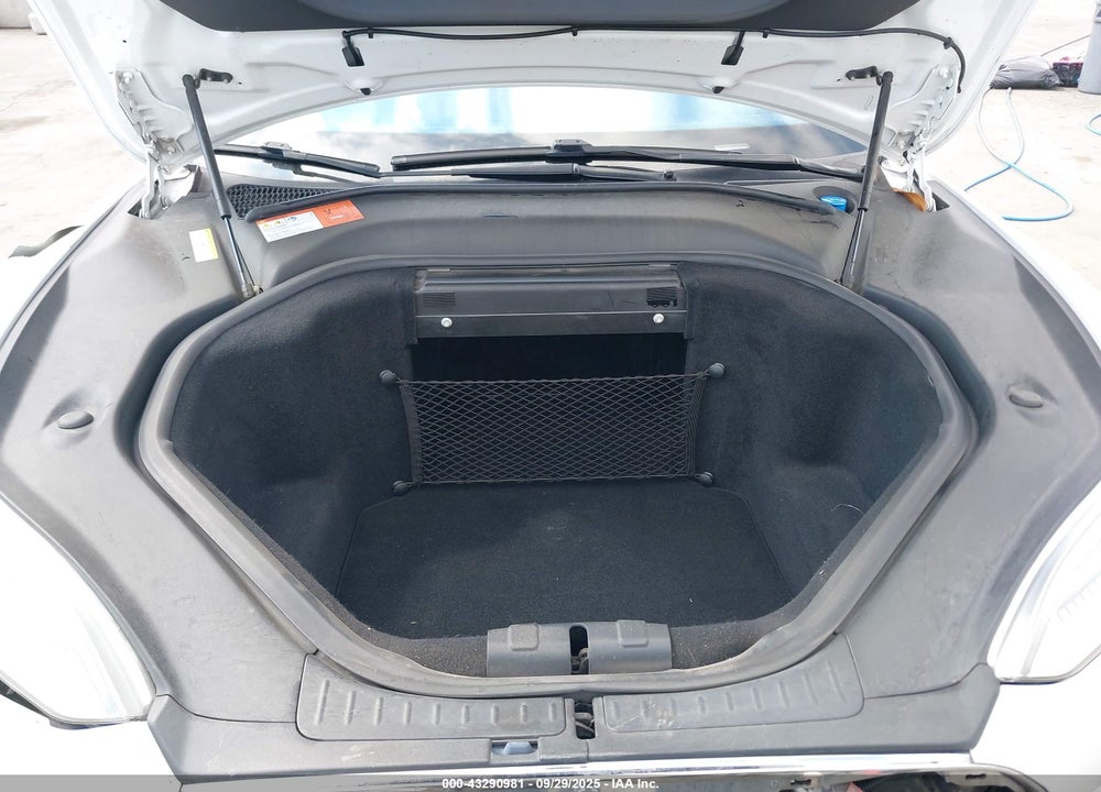2015 TESLA MODEL S VIN: 5YJSA1H13FFP77386