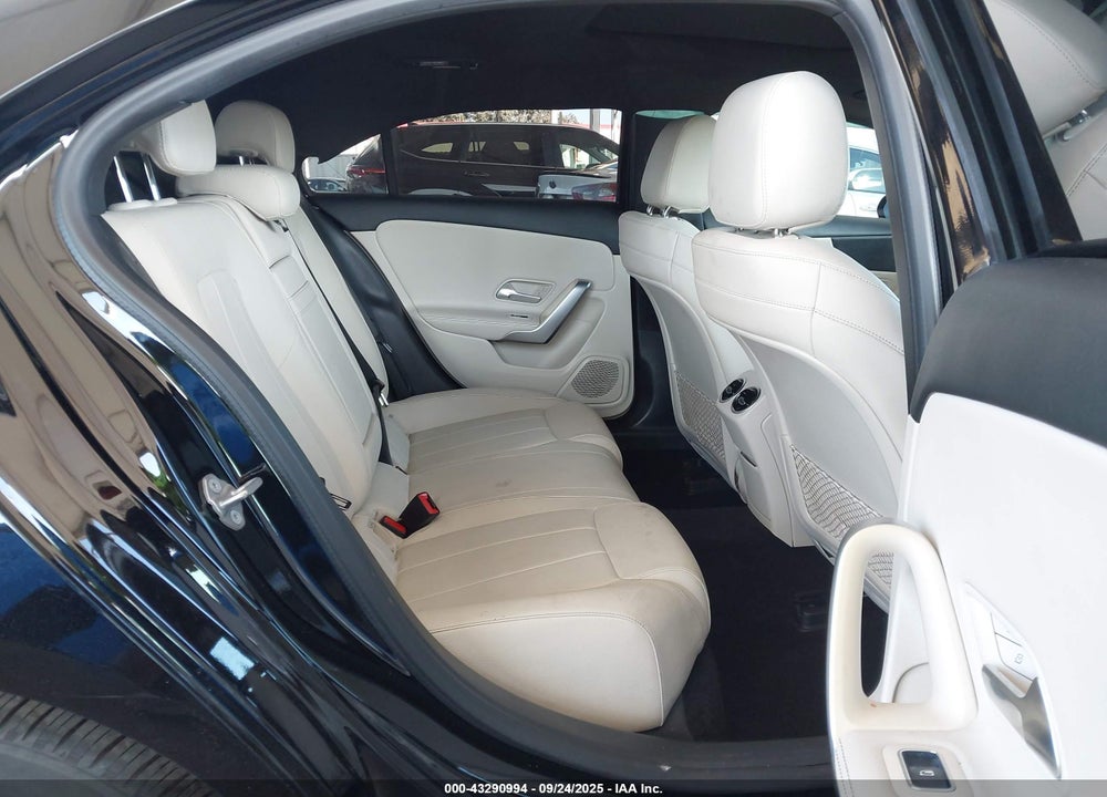 2019 MERCEDES-BENZ A-CLASS VIN: WDD3G4EB3KW021103