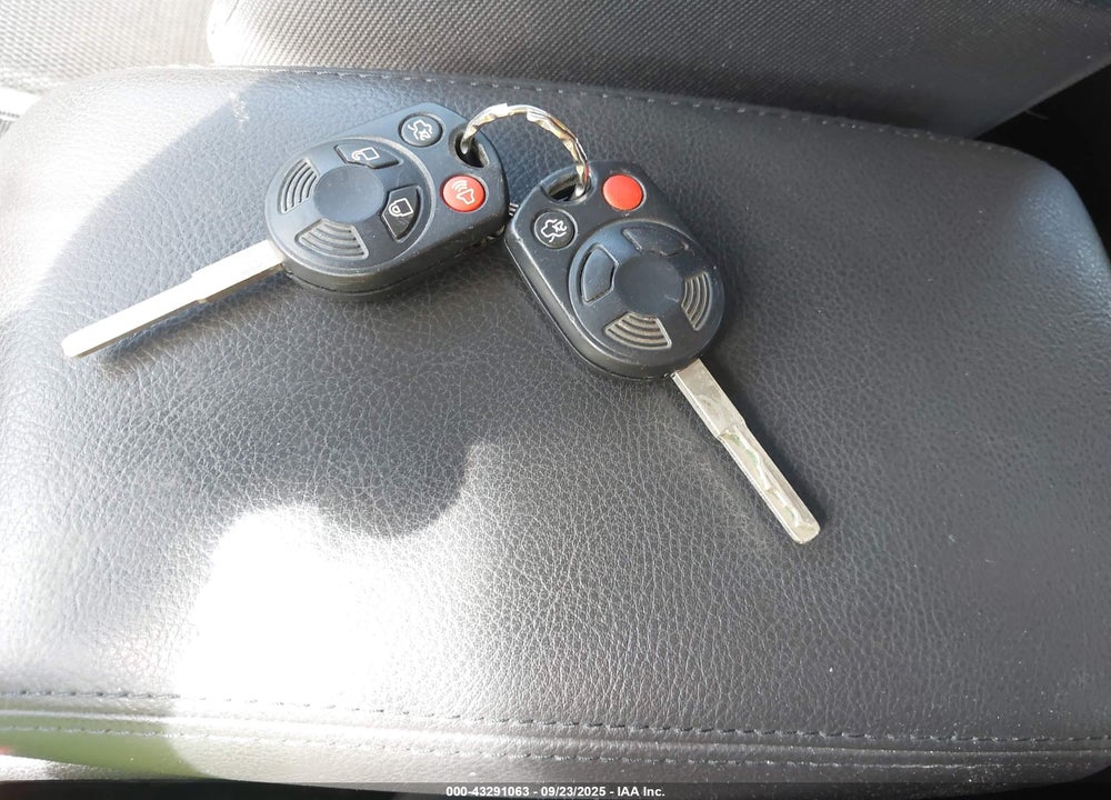 2014 FORD FOCUS VIN: 1FADP3K2XEL276372