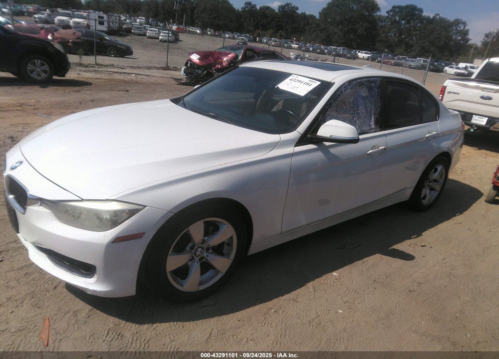 2012 BMW 3 SERIES VIN: WBA3A5G57CNP16293