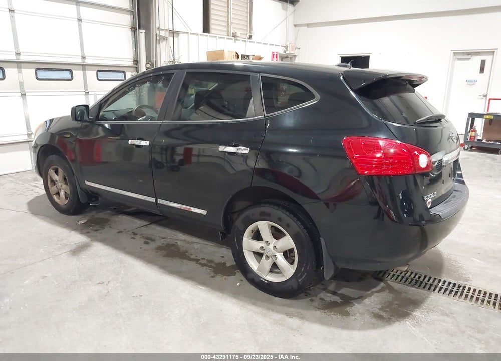 2013 NISSAN ROGUE S VIN: JN8AS5MT3DW520846