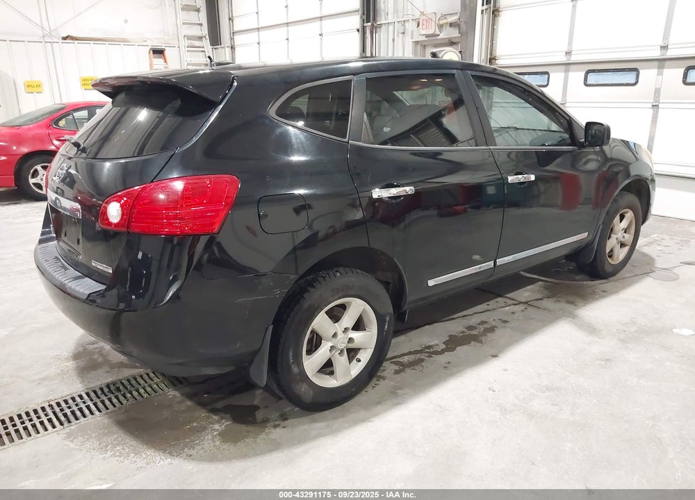 2013 NISSAN ROGUE S VIN: JN8AS5MT3DW520846
