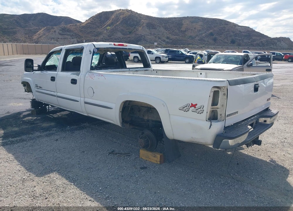 2006 GMC SIERRA 2500HD SLE2 VIN: 1GTHK23D56F235023