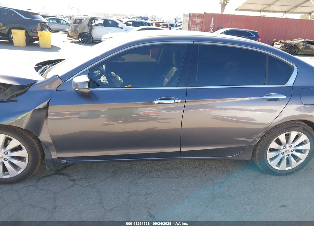 2015 HONDA ACCORD VIN: 1HGCR3F8XFA004420